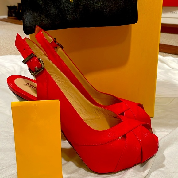 FENDI, EUC, AUTHENTIC 39.5. Perfect condition and gorgeous poppy color. - Picture 2 of 10